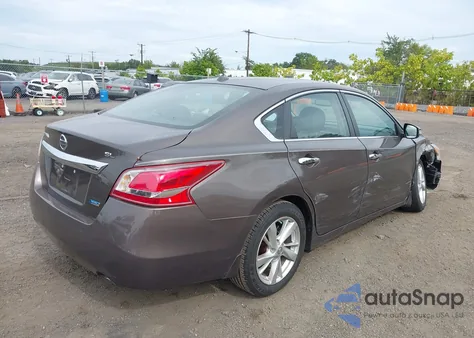 2013 Nissan Altima 2.5/S/Sv/Sl z USA, uszkodzony, nr VIN 1N4AL3AP6DC226076
